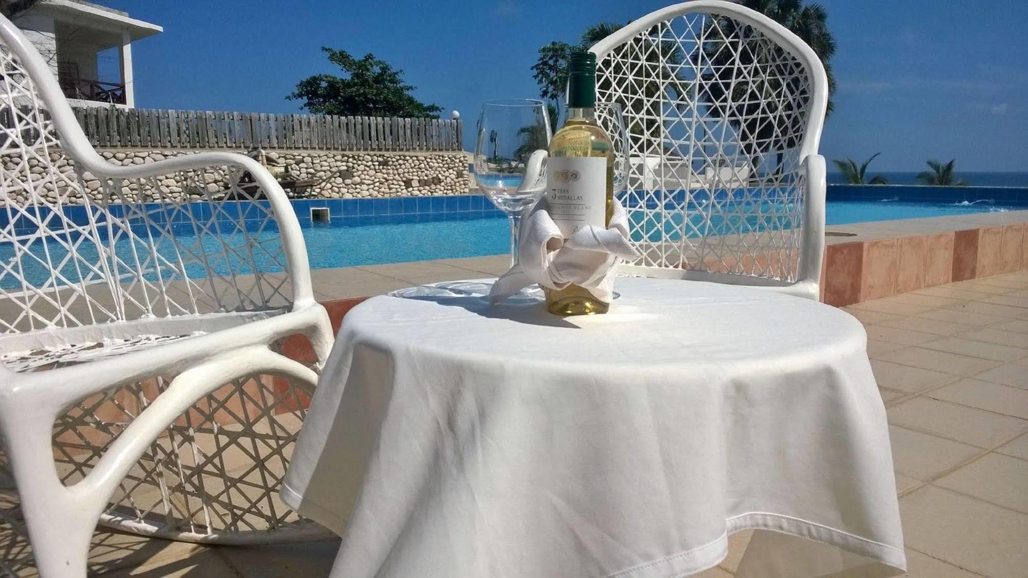 Hotel El Quemaito - Luxury Oceanfront Retreat Barahona Exteriör bild